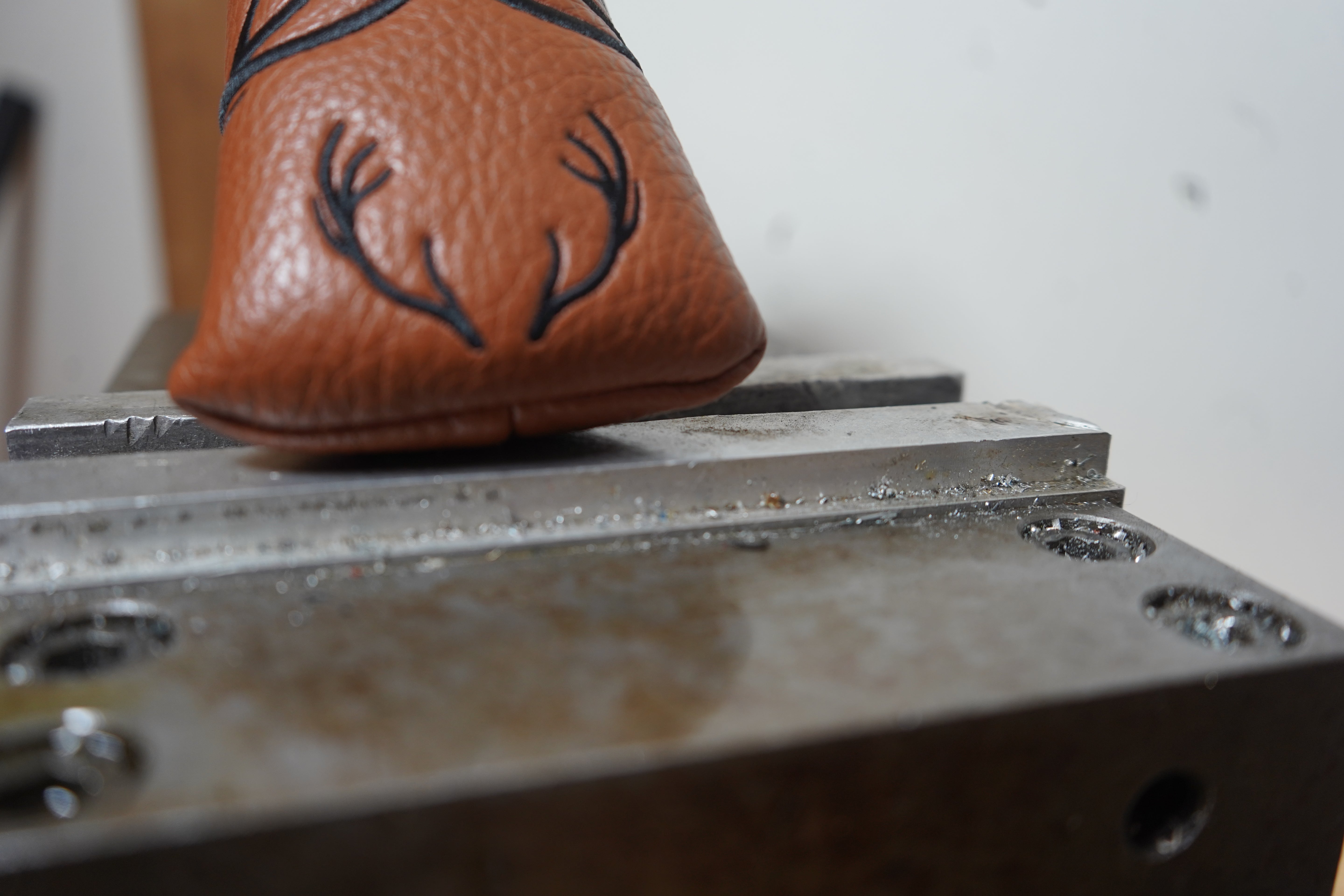 Drop 001 – Elk Putters First Edition Headcover