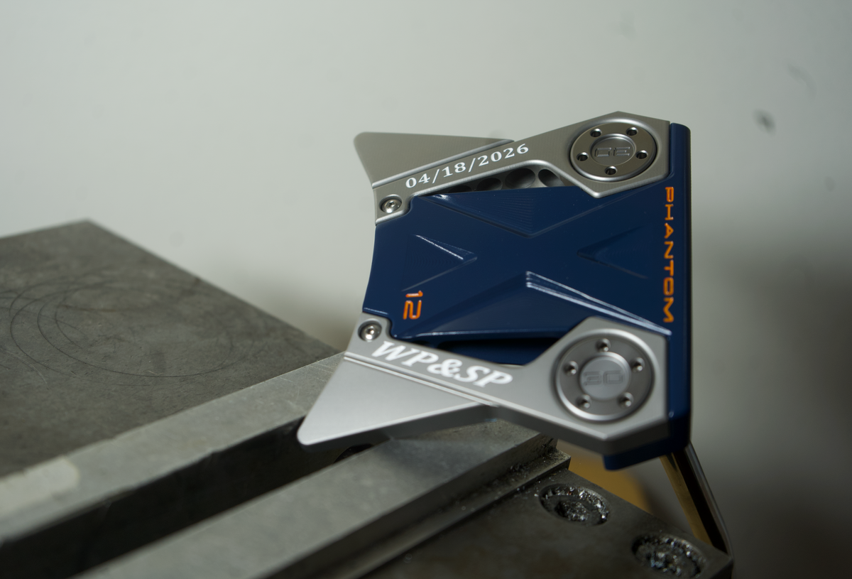 Scotty Cameron Phantom 12 – Auburn Wedding Edition
