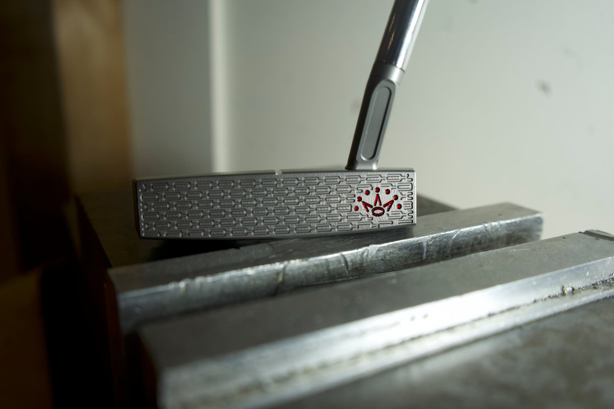 Scotty Cameron Phantom Black 5.5 - Tour Satin Finish