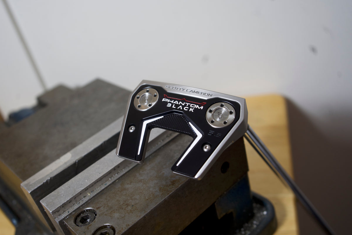 Scotty Cameron Phantom Black 5.5 - Tour Satin Finish
